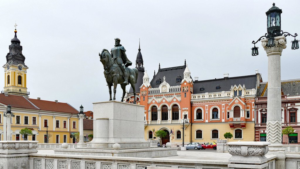 Négy román és két magyar szobrot állítanak Nagyváradon