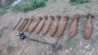 Tizennégy aknavetőgránátot találtak Arad határában