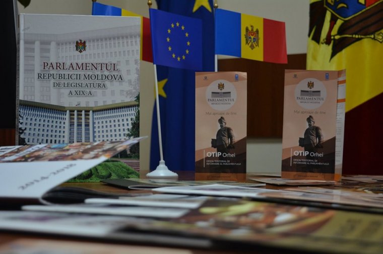 Felfüggesztés, vétó, feloszlatás: súlyos belpolitikai válság robbant ki Moldovában