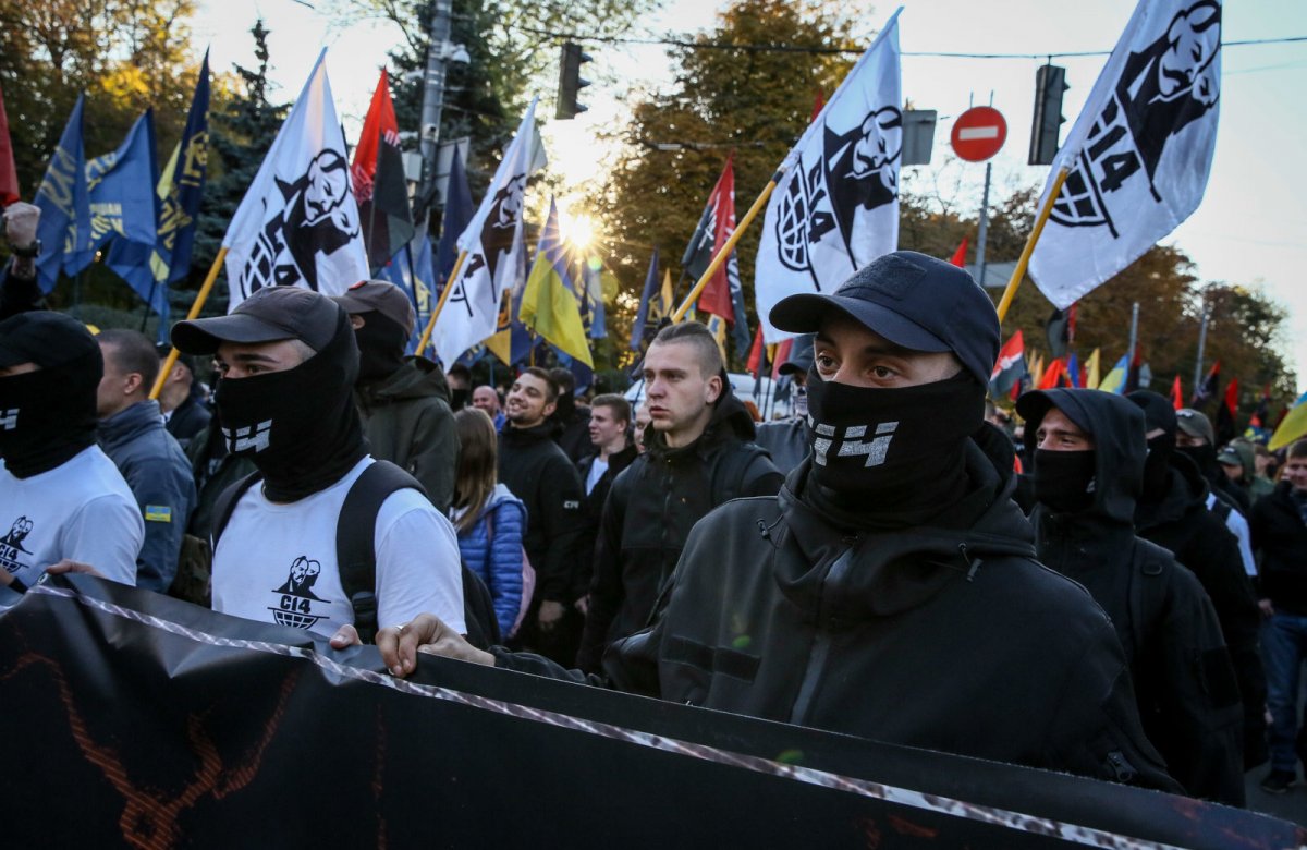 Utcai járőrözést indítanak Munkácson a kárpátaljai autonómiakövetelésektől tartó ukrán szélsőségesek
