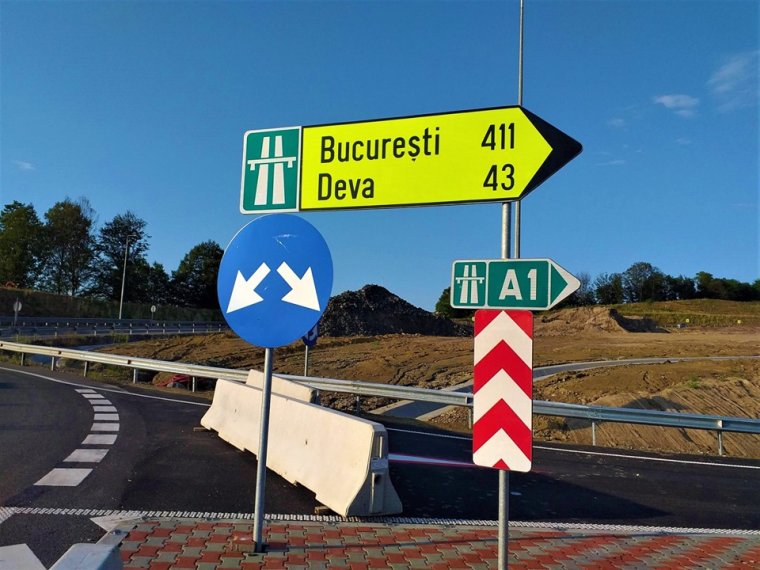 Nagy felfordulást okoz a dél-erdélyi autópálya hiányzó szakaszát „pótló”, tönkrement országút javítása