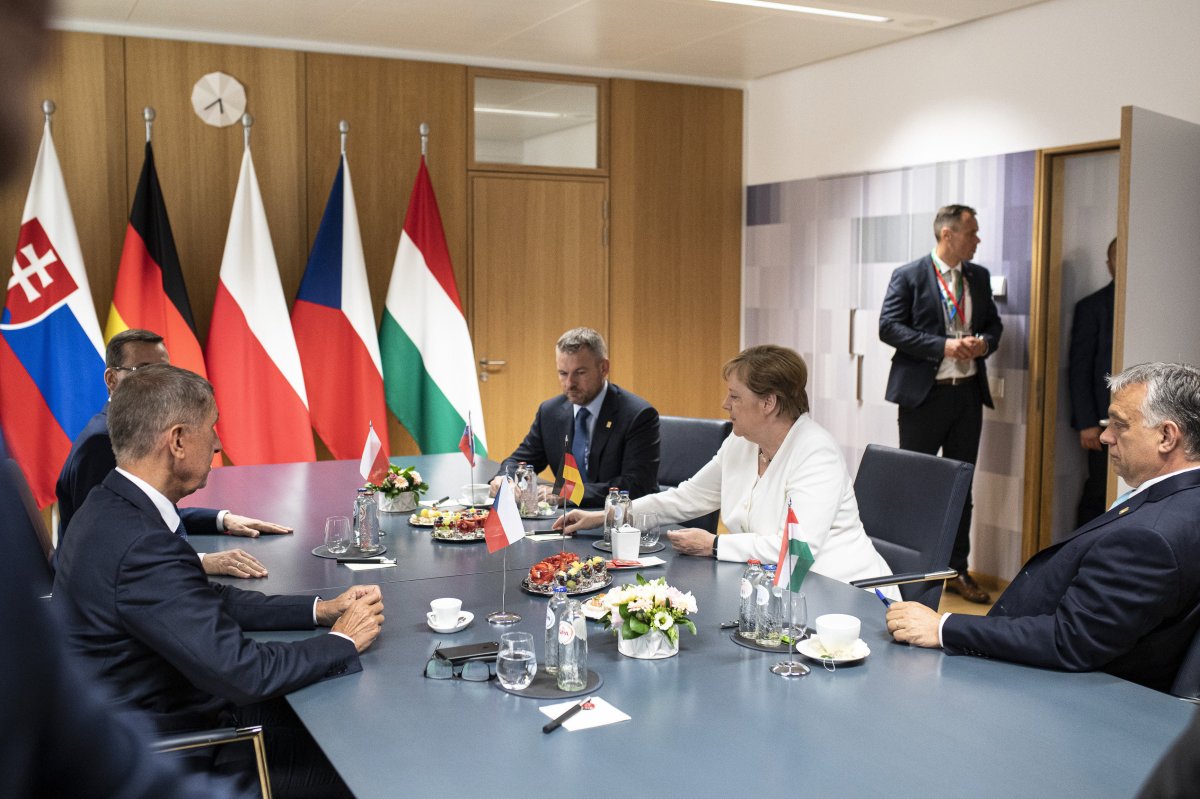 Orbán Viktor szerint történelmi hiba lenne, ha Frans Timmermans lenne az EB elnöke