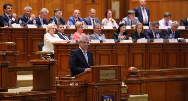 Az ellenzéknek is visszaüthet a kormányválság – Pászkán Zsolt elemző Dăncilă taktikájának csődjéről, Johannis imázsvesztéséről