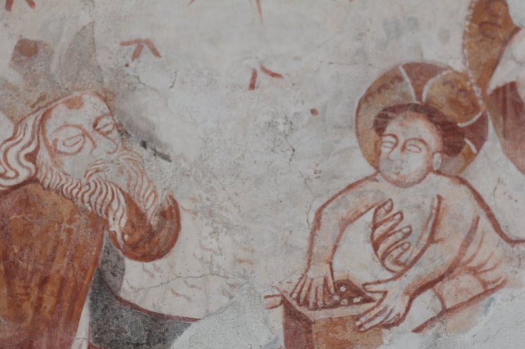 „Átadták” a restaurált középkori freskókat a háromszéki Gidófalván