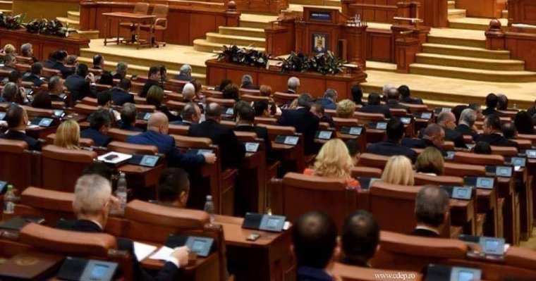 Az ellenzék szerint a PSD bojkottálja a parlamentet