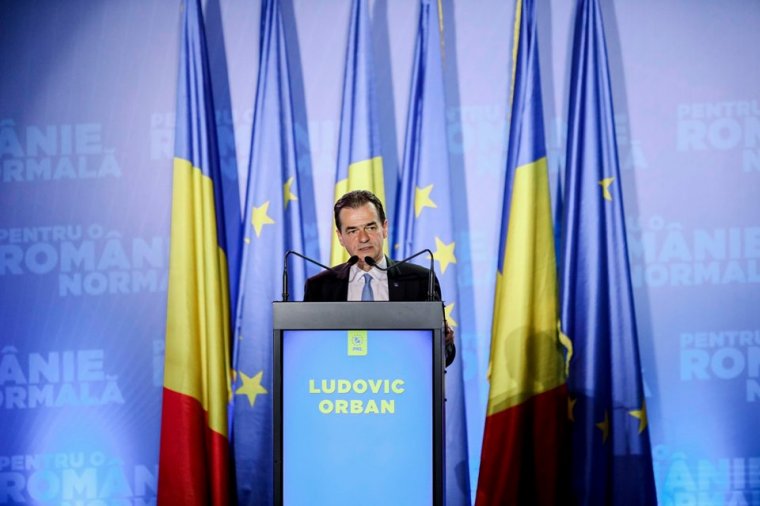 Lázasan keresi a kormánytámogató voksokat Ludovic Orban