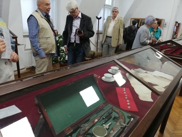 Vécsey zsebkendője, Lázár sarkantyúja – Újabb tárlat nyílt az aradi múzeumban a szabadságharc vértanúinak relikviáiból