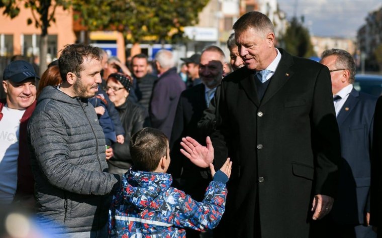 Cotroceni-i újrázás: a következő öt évben is Klaus Johannisnak hívják Románia államfőjét