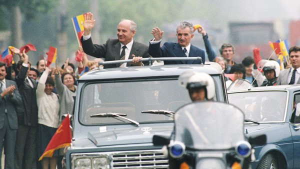 Jó pénzért kelt el Ceauşescu ARO terepjárója az adóhatóság árverésén