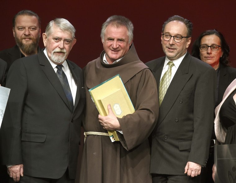 Pro Cultura Hungarica díjban részesült Böjte Csaba ferences szerzetes