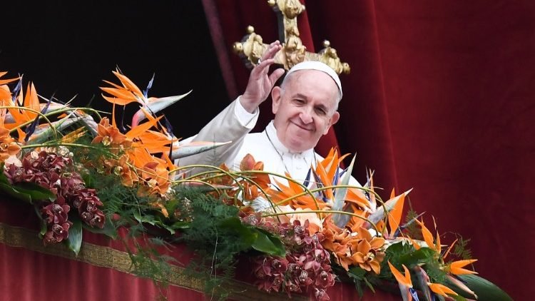 A véres konfliktusok megállítását kérte Ferenc pápa húsvétvasárnapi Urbi és Orbi beszédében