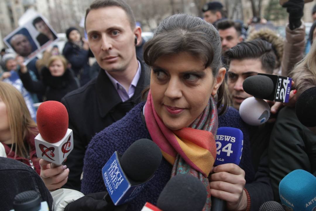 Hatósági felügyelet alá helyezték Laura Codruța Kövesit, akit nyilatkozatstopra is köteleztek