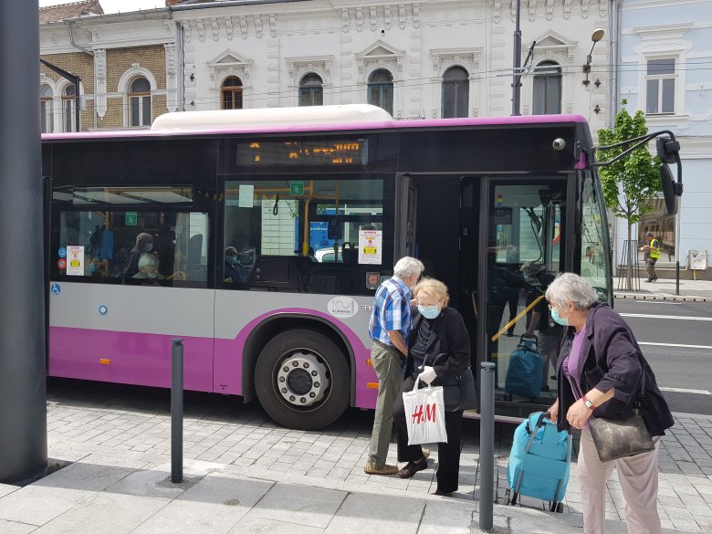 Húsz százalékkal drágul a tömegközlekedés Kolozsváron, többet kell fizetni a szemétszállításért is