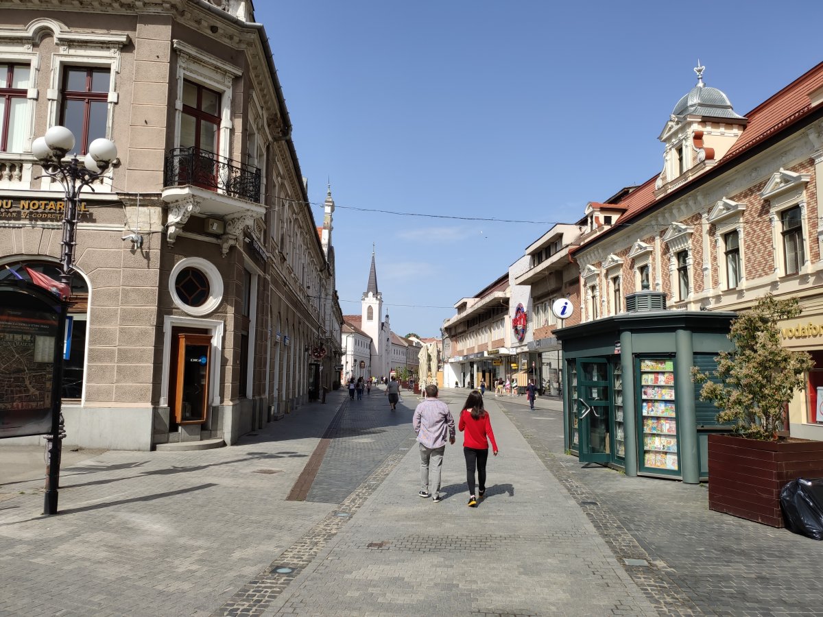 Egyre közelebb kerülnek a karanténhoz az erdélyi nagyvárosok