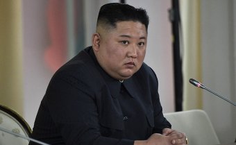 Eloszlatta a haláláról szóló híreket az észak-koreai diktátor, és gyárat avatott