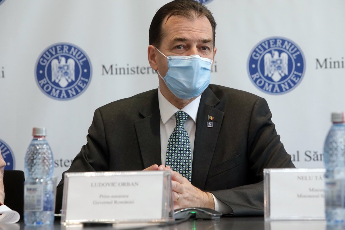 A rendőrséggel is keresteti a román miniszterelnök a fertőzöttek kontaktjait