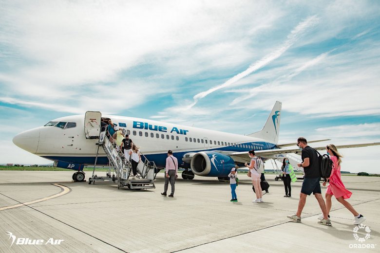 FRISSÍTVE - Valamennyi romániai járatát törölte a Blue Air, Tánczos Barna miniszter szerint alaptalan a döntés
