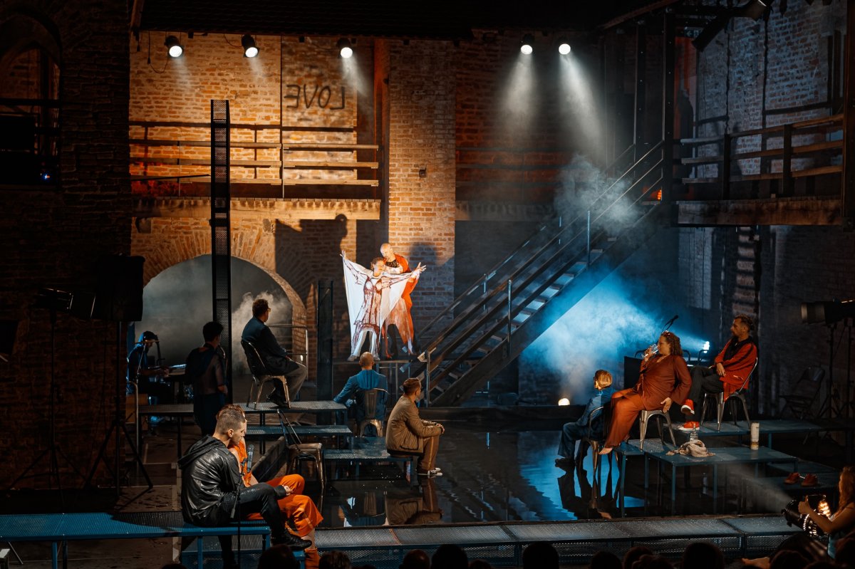 Jubileumi hét a nagyváradi Szigligeti Színházban: előadások, online premier, rendhagyó programok
