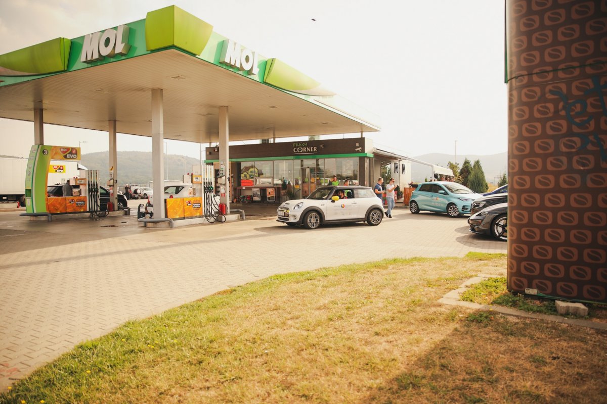 Számos új benzinkutat épít a Mol Románia Erdélyben