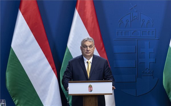 „Építenünk kell Közép-Európát” – Regionális együttműködést és mértéktartást kért a magyar kormányfő Trianon kapcsán