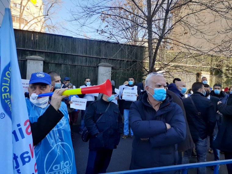 2400 lejes minimálbért követelt bukaresti tüntetésén az Alfa Kartell, Bogdan Hossu szerint nőhet a feszültség