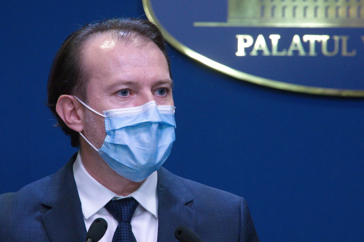 Florin Cîțu kormányfő veszi át ideiglenesen az egészségügyi tárca vezetését