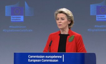 Brüsszel uniós oltási igazolványt javasol az európaiak utazásainak megkönnyítésére