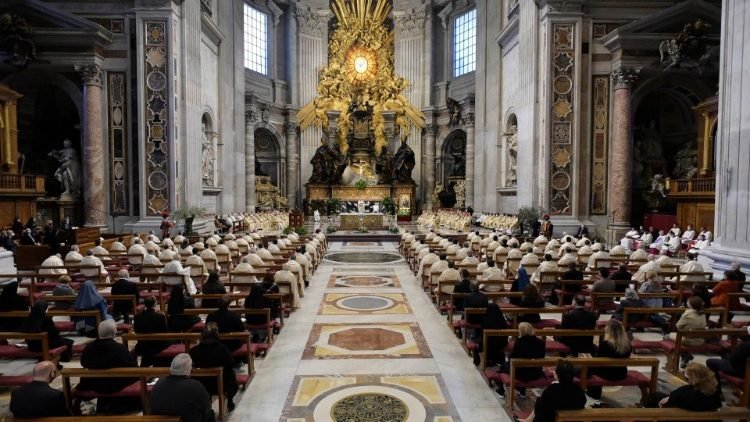 Ferenc pápa nagycsütörtökön: ma is jelen van életünkben a kereszt és a keresztre feszítők is