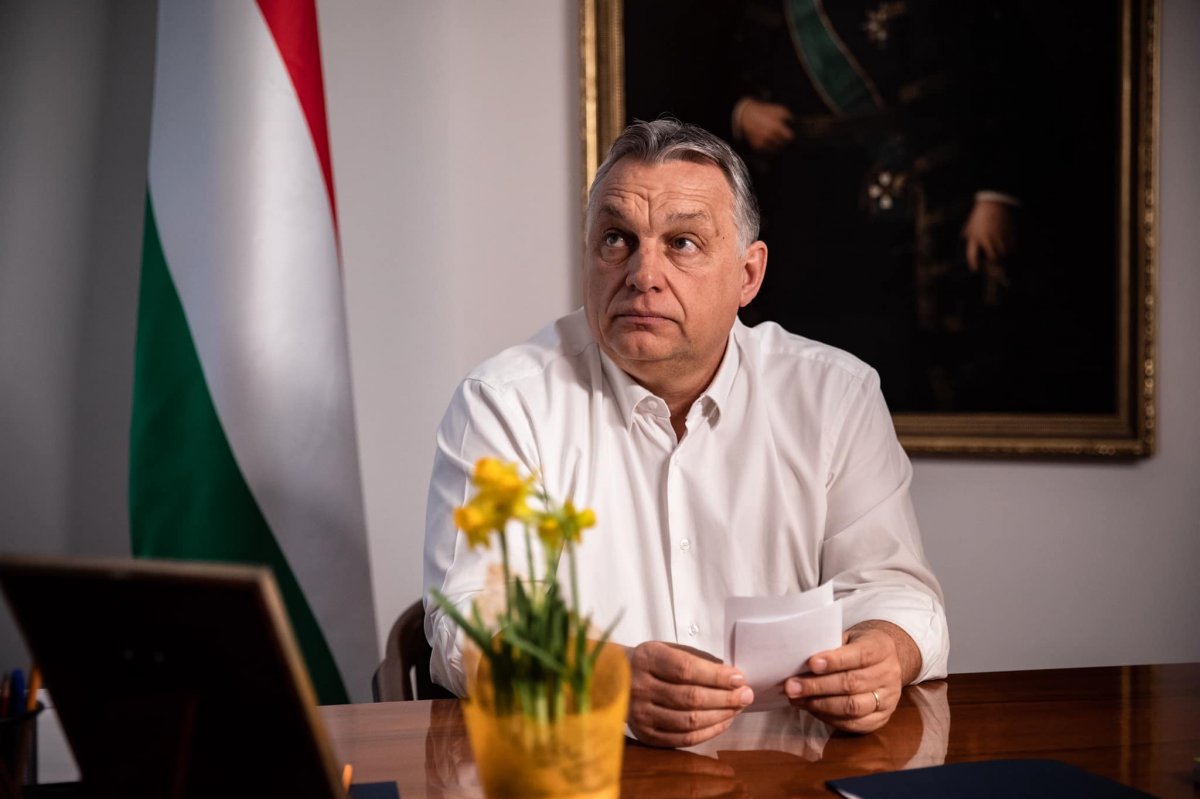 Orbán Viktor: szerdától nyitnak az üzletek, újraindulhatnak a szolgáltatások Magyarországon