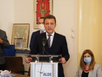Az ALDE Daniel Olteanu vezetésével jutna vissza a parlamentbe