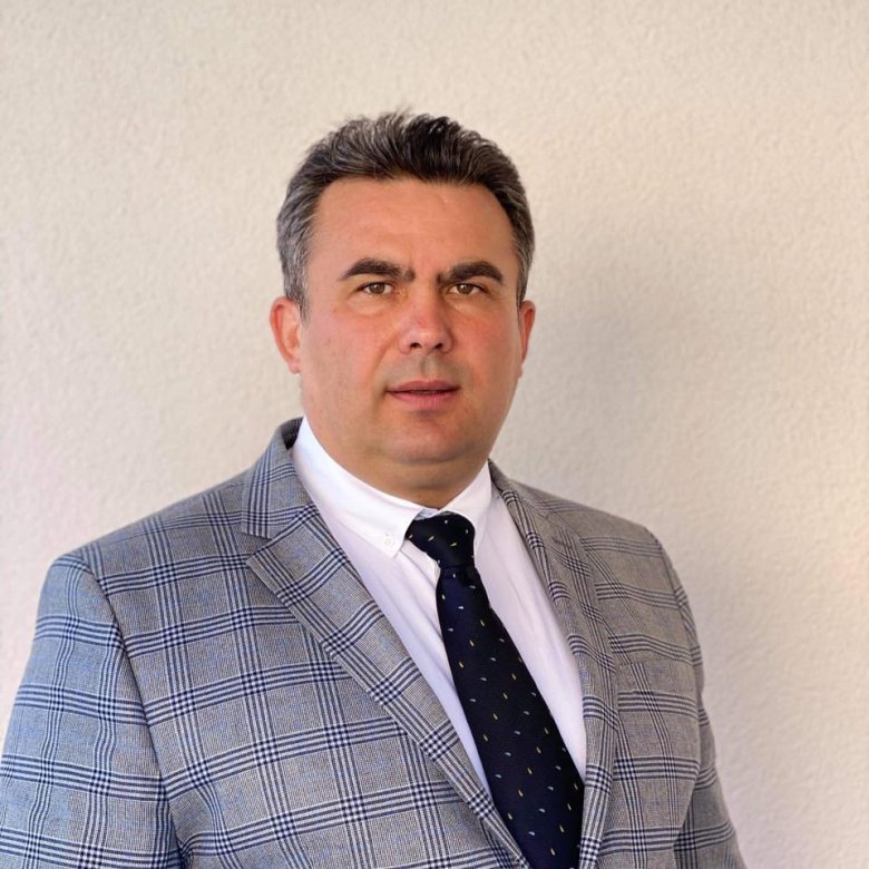 Vádat emeltek a Szatmár megyei polgármester ellen egy adóellenőr bántalmazása miatt