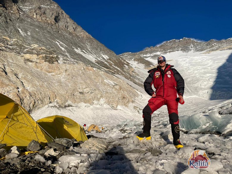 Túl van az első akklimatizációs körön Varga Csaba váradi hegymászó az Everesten