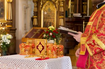 Az ortodox egyház „aggódik” a kötelező szexuális nevelés bevezetésére tett kísérletek miatt