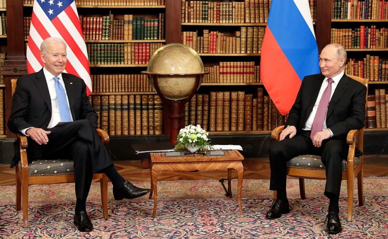 Biden háborús bűnösnek nevezte Putyint, Moszkva megbocsáthatatlannak tartja