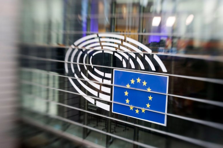 Uniós biztos: Románia készen áll a schengeni csatlakozásra, az EU kötelessége ezt biztosítani – Az EP-ben is elítélték a vétót