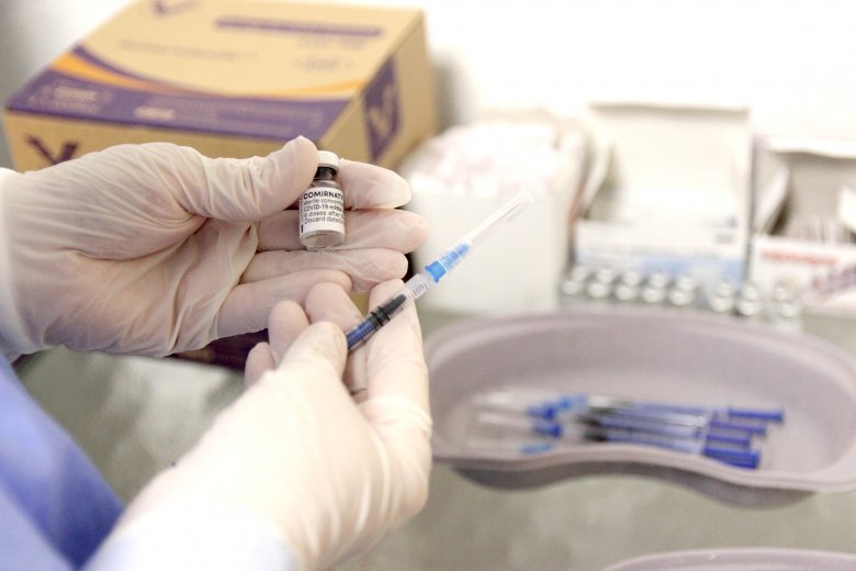 Oltóanyaghiány: a csecsemők egy része már két védőoltást nem kapott meg