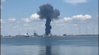 Háromra emelkedett a Petromidia kőolaj-finomítónál történt robbanás halálos áldozatainak száma