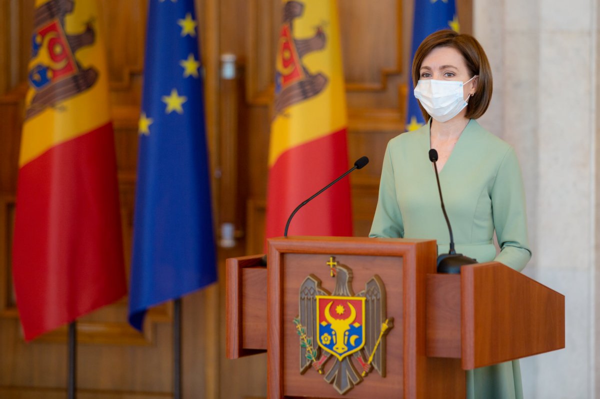 Maia Sandu, a Moldovai Köztársaság elnöke pénteken hivatalos látogatást tesz Bukarestben