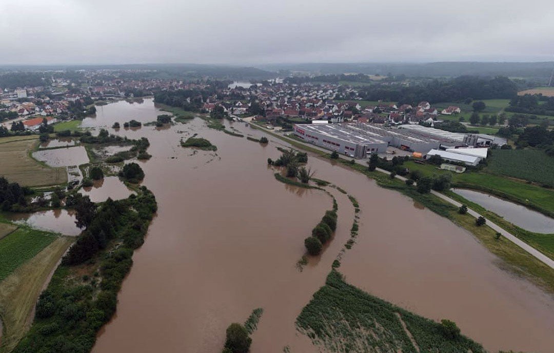 Összeomlott több ház, sokan eltűntek az árvíz miatt Németországban