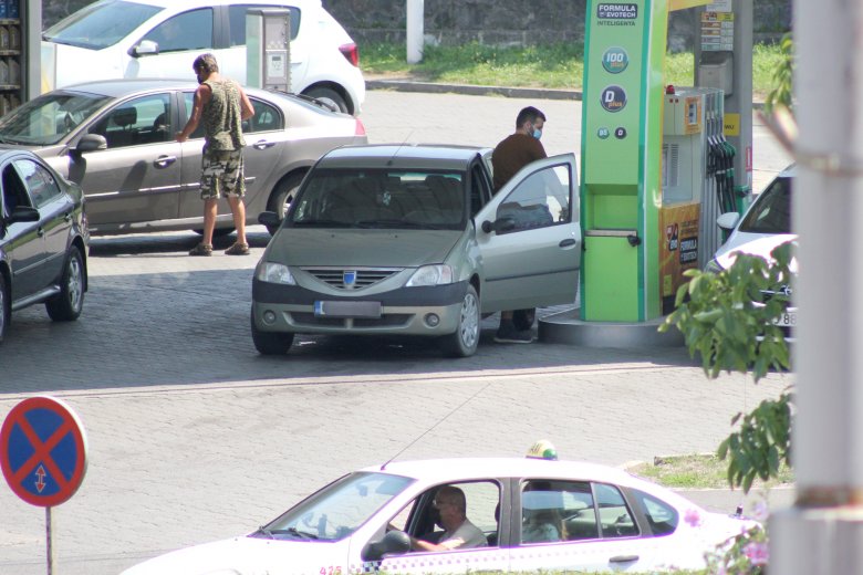 Folytatódik az üzemanyagok drágulása Romániában, a Petrom a versenytársaknál is gyorsabb ütemben emelte árait