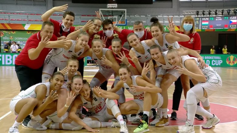 A toronymagas favorit amerikaiakkal játszanak a házigazda magyarok az U19-es női kosár-vb elődöntőjében