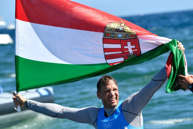 FRISSÍTVE – Fantasztikus teljesítménnyel Berecz Zsombor vitorlázó ezüstérmet nyert az olimpián (Nyilatkozat)