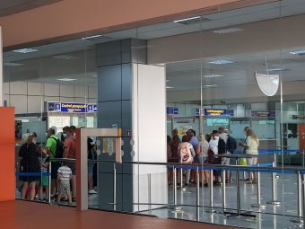 Korlátozások utáni pörgés: több mint 87 százalékkal nőtt 2022-ben a romániai repterek forgalma