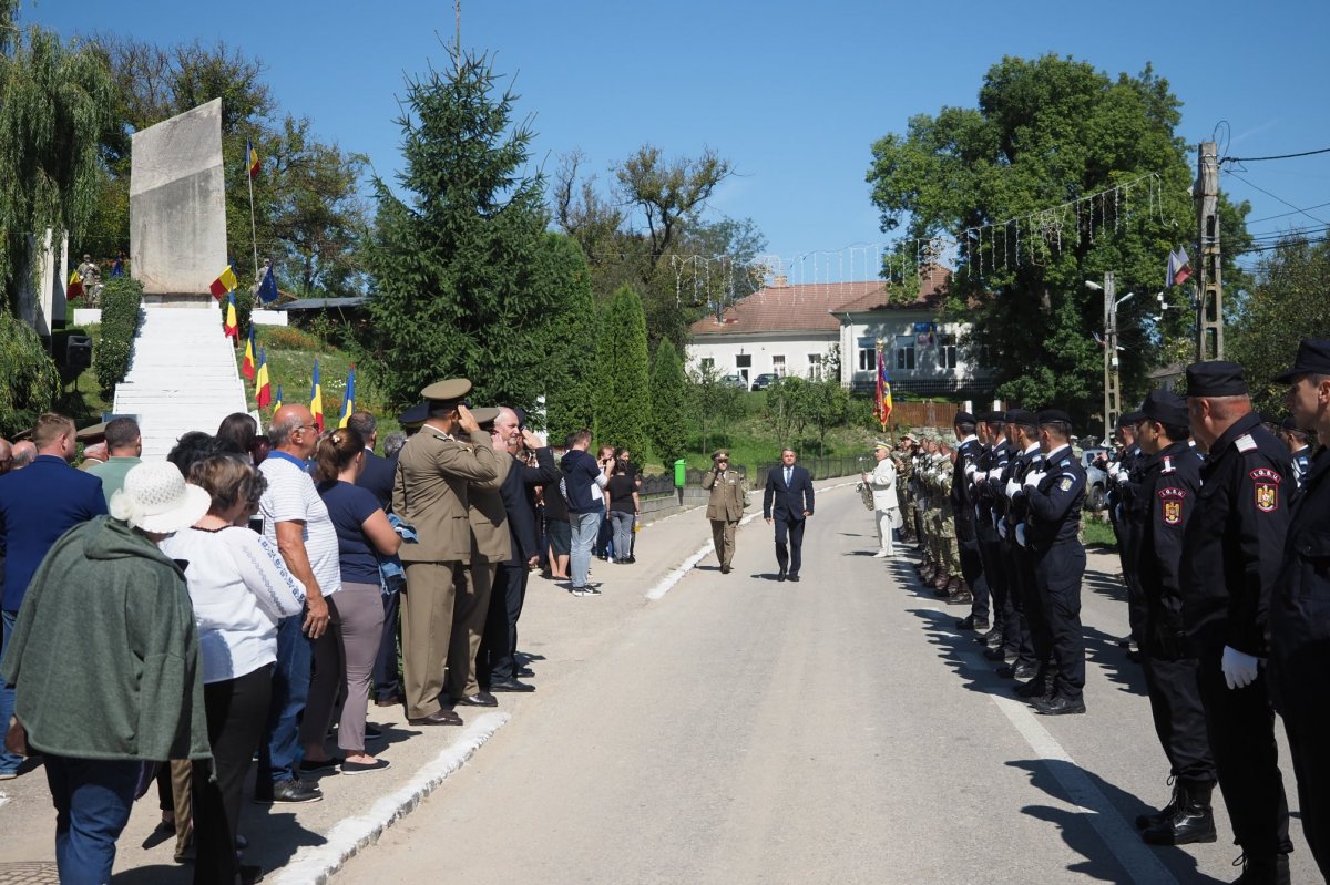 Magyar prefektus vezetésével emlékeztek meg Ördögkúton a magyar honvédség által elkövetett vérengzés áldozatairól