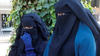 A tálibok azt tanácsolják az afganisztáni nőknek, hogy a saját biztonságuk érdekében maradjanak otthon