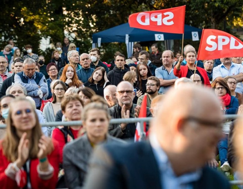 A szociáldemokraták győztek a németországi parlamenti választáson