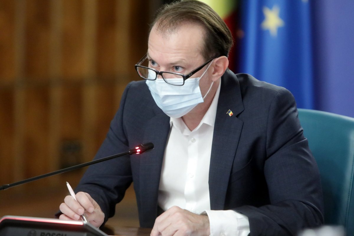 A járulékbefizetésekkel arányos nyugdíjakat ígér Florin Cîțu kormányfő