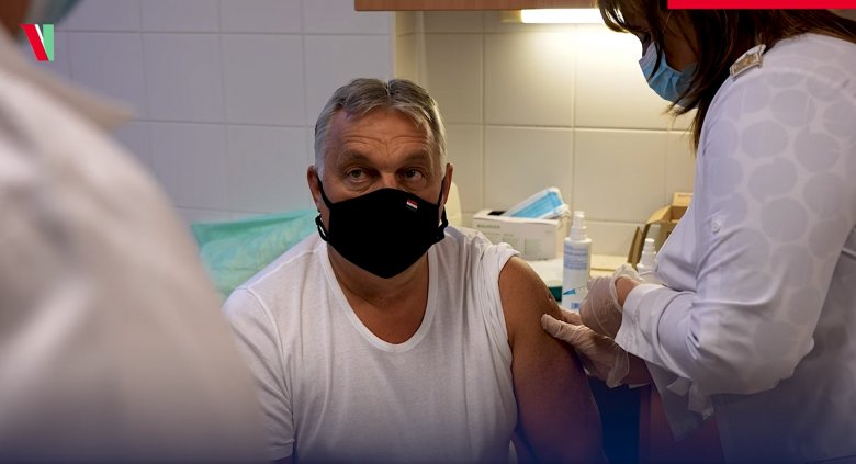Orbán Viktor megkapta a koronavírus elleni oltás harmadik adagját (VIDEÓ)