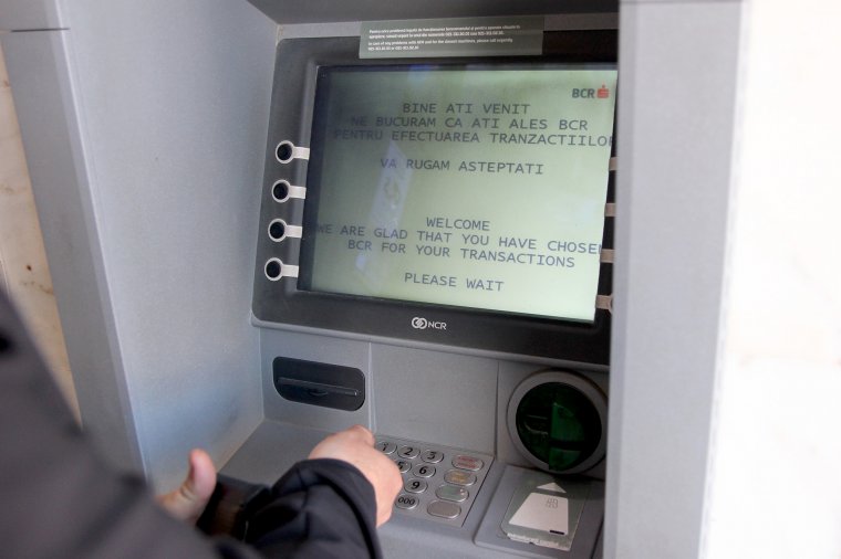 Az egész bankautomatát ellopta, Spanyolországból hozták haza a romániai tolvajt