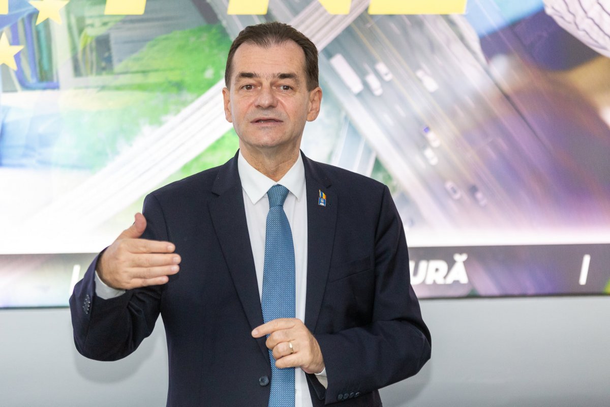 „Felmosórongy, zsákutca” – Orban bejelentette kilépését a PNL-ből a PSD-vel való összebútorozás miatt